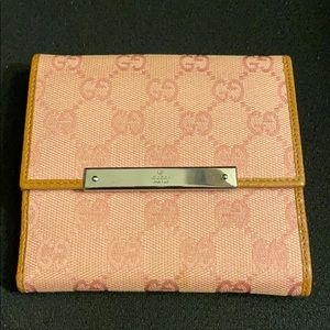Gucci pink women’s folding wallet